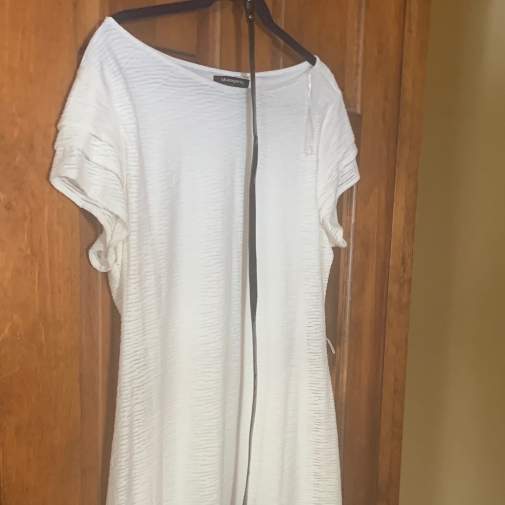 Sharangano White Textured short sleeve Maxi Dress with skinny black belt